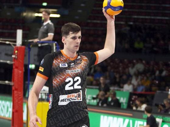 Jake HANES Berlin , He Volleyballl, Bundesliga 2024 25 WWK Volleys Herrsching vs Berlin Recycling Volleys, 27 09 24 BMW Park, Munich, Copyright: WolfgangxFehrmann
