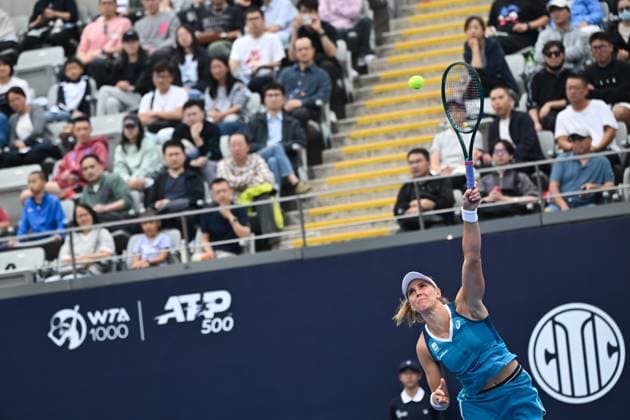 (240928) -- BEIJING, Sept. 28, 2024 -- Beatriz Haddad Maia of Brazil serves during the women s singles second round match between Wei Sijia of China and Beatriz Haddad Maia of Brazil at 2024 China Open tennis tournament in Beijing, capital of China, Sept. 28, 2024. ) (SP)CHINA-BEIJING-TENNIS-CHINA OPEN-WOMEN S SINGLES (CN) ZhangxLong 
