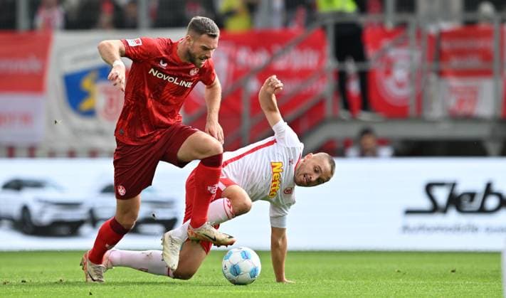 28 09 2024 Soccer Season 2024 2025 2 Soccer Bundesliga 07 Matchday SSV Jahn Regensburg 1 FC Kaiserslautern Lautern FCK Rote Teulfel Sportfoto Zink xwoxzix DFL regulations prohibit any use of photographs as image sequences and or quasi video only for editorial use Boris Tomiak 2, 1 FC Kaiserslautern FCK Andreas Geipl 8, SSV Jahn Regensburg