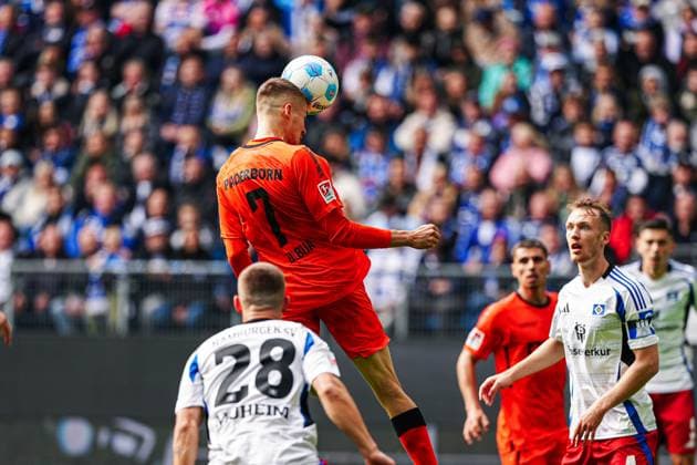 Goal shot Goal chance by header Filip Bilbija SC Paderborn, 07 GER, Hamburger SV vs SC Paderborn 07, Football, 2 Bundesliga, Matchday 7, Season 2024 2025, 28 09 2024 DFL REGULATIONS PROHIBIT ANY USE OF PHOTOGRAPHS AS IMAGE SEQUENCES AND OR QUASI VIDEO GER, Hamburger SV vs SC Paderborn 07, Football, 2 Bundesliga, Matchday 7, Season 2024 2025, 28 09 2024 Hamburg Copyright: xEibner-Pressefoto MarcelxvonxFehrnx EP_MFN