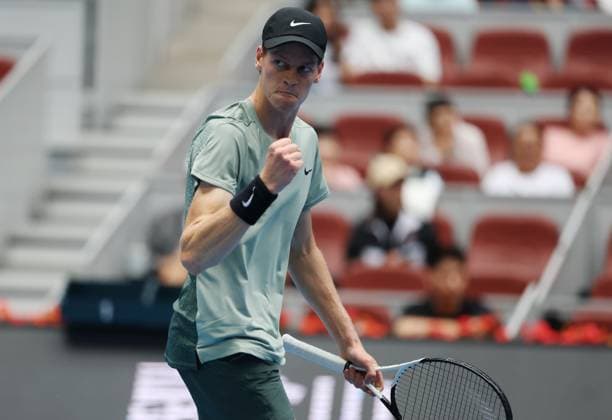 (240928) -- BEIJING, Sept. 28, 2024 -- Jannik Sinner reacts during the men s singles second round match between Jannik Sinner of Italy and Roman Safiullin of Russia at 2024 China Open tennis tournament in Beijing, capital of China, Sept. 28, 2024. ) (SP)CHINA-BEIJING-TENNIS-CHINA OPEN-MEN S SINGLES (CN) ZhangxChenlin 
