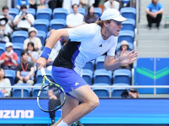 September 28, 2024, Tokyo, Japan - Alex Michelsen of the United States dashes to retuen the ball against Christopher O connell of Australia at the second round match of the Japan Open Tennis championships at the Ariake Colosseum in Tokyo on Saturday, September 28, 2024. (photo by Yoshio Tsunoda AFLO) Noxthirdxpartyxsales  (0765381582st)