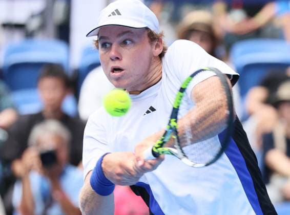 September 28, 2024, Tokyo, Japan - Alex Michelsen of the United States retuens the ball against Christopher O connell of Australia at the second round match of the Japan Open Tennis championships at the Ariake Colosseum in Tokyo on Saturday, September 28, 2024. (photo by Yoshio Tsunoda AFLO) Noxthirdxpartyxsales  (0765381584st)