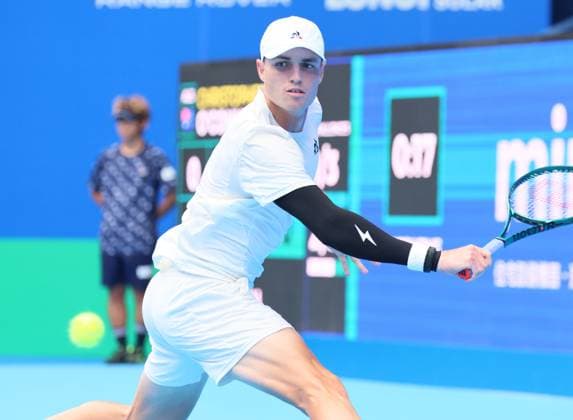 September 28, 2024, Tokyo, Japan - Christopher O connell of the Australia retuens the ball against Alex Michelsen of the United States at the second round match of the Japan Open Tennis championships at the Ariake Colosseum in Tokyo on Saturday, September 28, 2024. (photo by Yoshio Tsunoda AFLO) Noxthirdxpartyxsales  (0765383765st)