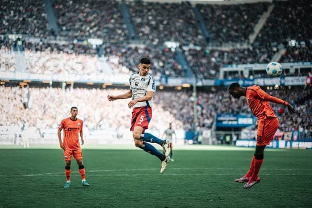 Soccer Men Season 2024 2025 2 Soccer Bundesliga 7 Matchday Hamburger SV vs SC Paderborn 07 28 09 2024 Dennis Hadzikadunic 5, HSV at header Hamburg Volksparkstadion Hamburg Germany