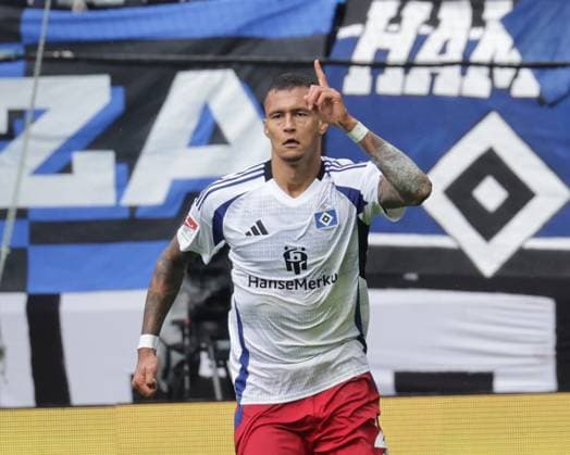 jubel 2 2 by Davie Selke HSV Fussball, Herren, Saison 2024 2025, 2 BL, Volksparkstadion, Hamburger SV vs SC Paderborn DFL REGULATIONS PROHIBIT ANY USE OF PHOTOGRAPHS AS IMAGE SEQUENCES AND OR QUASI VIDEO