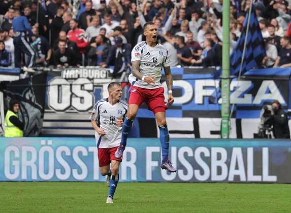 jubel 2 2 by Davie Selke HSV Fussball, Herren, Saison 2024 2025, 2 BL, Volksparkstadion, Hamburger SV vs SC Paderborn DFL REGULATIONS PROHIBIT ANY USE OF PHOTOGRAPHS AS IMAGE SEQUENCES AND OR QUASI VIDEO
