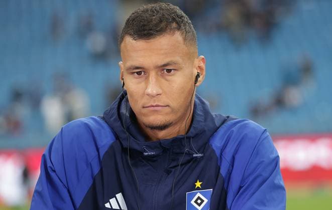 Davie Selke HSV Football, Men, Season 2024 2025, 2 BL, Volksparkstadion, Hamburger SV vs SC Paderborn, 2 2 DFL REGULATIONS PROHIBIT ANY USE OF PHOTOGRAPHS AS IMAGE SEQUENCES AND OR QUASI VIDEO