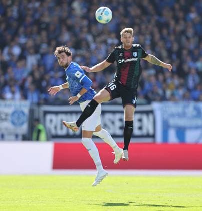 28 09 2024, xdcx, Soccer 2 Bundesliga, SV Darmstadt 98 1 FC Magdeburg, emonline, emspor, despor, v l , Fraser Hornby SV Darmstadt 98 , Marcus Mathisen 1 FC Magdeburg DFL DFB REGULATIONS PROHIBIT ANY USE OF PHOTOGRAPHS AS IMAGE SEQUENCES AND OR QUASI VIDEO Copyright: HMBxMedia Claus
