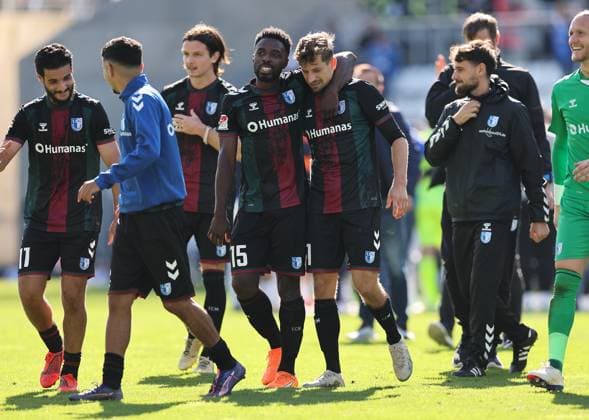 28 09 2024, xdcx, Soccer 2 Bundesliga, SV Darmstadt 98 1 FC Magdeburg, emonline, emspor, despor, v l , Daniel Heber 1 FC Magdeburg , Falko Michel 1 FC Magdeburg jubelnd bejubelt jubeln jubeln DFL DFB REGULATIONS PROHIBIT ANY USE OF PHOTOGRAPHS AS IMAGE SEQUENCES AND OR QUASI VIDEO Copyright: HMBxMedia Claus