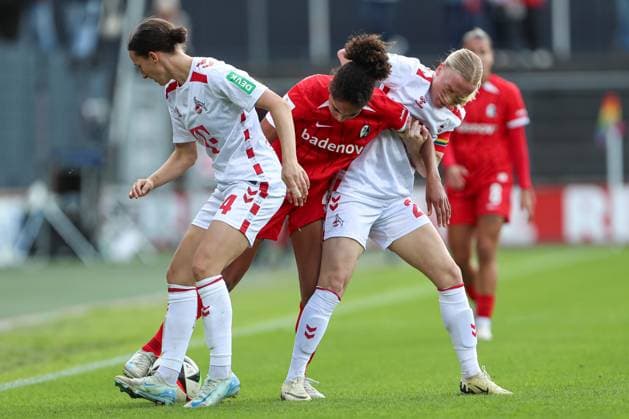 Sara Agrez 1 FC Koeln , Cora Zicai SC Freiburg and Anna Gerhardt 1 FC Koeln battle for the ball during the Woman Bundesliga match between 1 FC Köln and SC Freiburg at Franz Kremer Stadion on September 28, 2024 in Cologne, Germany Photo by Oliver Kaelke DeFodi Images Sara Agrez 1 FC Koeln , Cora Zicai SC Freiburg and Anna Gerhardt 1 FC Koeln battle for the ball during the Woman Bundesliga match between 1 FC Köln and SC Freiburg at Franz Kremer Stadion on September 28, 2024 in Köln, Germany Photo by Oliver Kaelke DeFodi Images DFL regulations prohibit any use of photographs as image sequences and or quasi video Defodi 003 678 2024 09 28 OK KOESCF 1177 Defodi-003 DFL regulations prohibit any use of photographs as image sequences and or quasi-video.