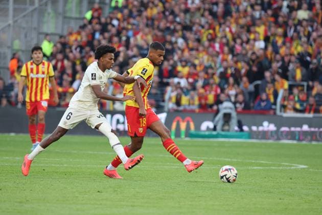 Andy DIOUF (RC Lens) lors du match RC Lens - OGC Nice, Ligue 1, stade Bollaert-Delelis, le 28 septembre 2024 FOOTBALL : RC Lens vs OGC Nice - Ligue 1 - 28 09 2024 LaurentSanson Panoramic 