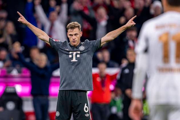 28 09 2024 Football, 1 Bundesliga FC Bayern Munich Bayer 04 Leverkusen, 2024 2025 season at the Allianz Arena Munich Joshua Kimmich celebrates after scoring the 1 1 IMPORTANT NOTE In accordance with the regulations of the DFL German Football League and the DFB German Football Association, it is prohibited to use or have used photographs taken in the stadium and or of the match in the form of sequential images and or video-like photo series Copyright: xDavidxInderliedx
