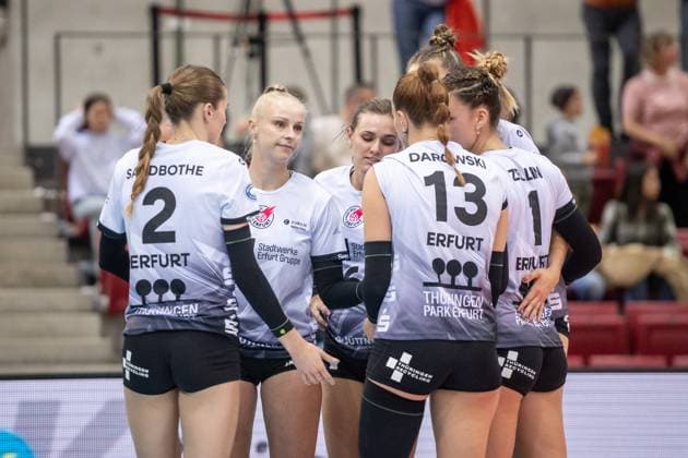 Middle Antonia Greskamp Schwarz Weiss Erfurt, 09 visibly disappointed after losing set GER, Allianz MTV Stuttgart vs Schwarz Weiss Erfurt, Volleyball Bundesliga, VBL, Spielzeit 2024 2025, 28 09 2024 GER, Allianz MTV Stuttgart vs Schwarz Weiss Erfurt, Volleyball Bundesliga, VBL, Spielzeit 2024 2025, 28 09 2024 Stuttgart Copyright: xSandyxDinkelackerx EP_SDR