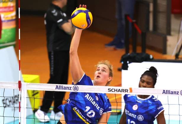 BAU 28 09 2024 Stuttgart Volleyball Supercup Allianz MTV Stuttgart vs Schwarz Weiss Erfurt, Jolien Knollema Allianz