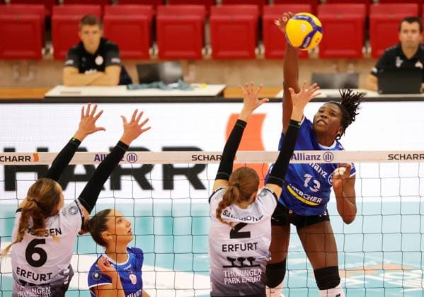BAU 28 09 2024 Stuttgart Volleyball Supercup Allianz MTV Stuttgart vs Schwarz Weiss Erfurt, Krystal Rivers Allianz