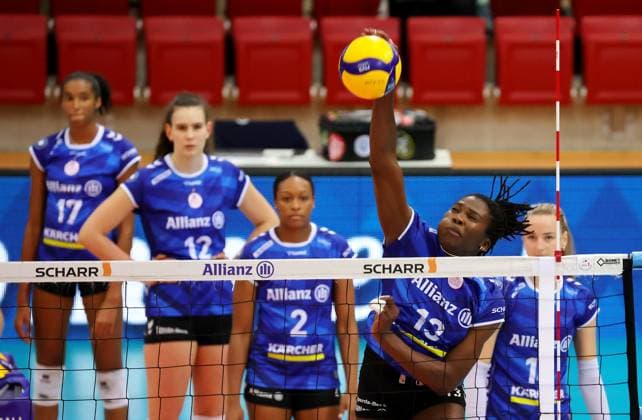 BAU 28 09 2024 Stuttgart Volleyball Supercup Allianz MTV Stuttgart vs Schwarz Weiss Erfurt, Krystal Rivers Allianz