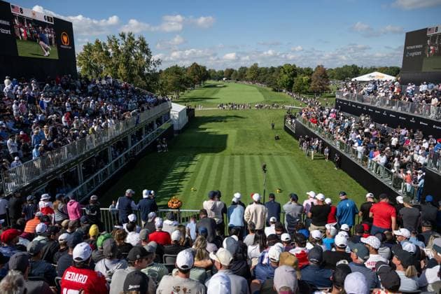 MONTREAL, QC - SEPTEMBER 28: General view of the stands at the first tee at the 2024 Presidents Cup on September 28, 2024 at The Royal Montreal Golf Club in Montreal, QC (Photo by Vincent Ethier Icon Sportswire) GOLF: SEP 28 Presidents Cup EDITORIAL USE ONLY Icon2409280057