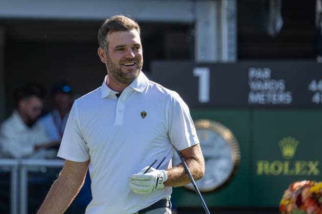 MONTREAL, QC - SEPTEMBER 28: International Team golfer Corey Conners at the first tee at the 2024 Presidents Cup on September 28, 2024 at The Royal Montreal Golf Club in Montreal, QC (Photo by Vincent Ethier Icon Sportswire) GOLF: SEP 28 Presidents Cup EDITORIAL USE ONLY Icon2409280431