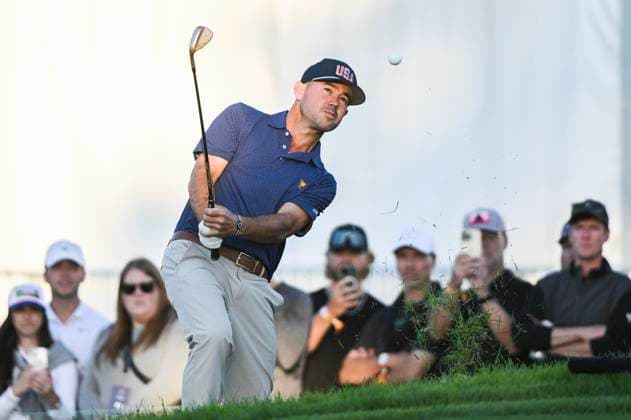 September 28, 2024, Montreal, Pq, Canada: United States team member Brian Harman plays a shot onto the 18th green during his fourth round foursome match at the Presidents Cup golf tournament at the Royal Montreal Golf Club in Montreal, Saturday, Sept. 28, 2024. Brian Harman,  - ZUMAc35_ 20240928_zaf_c35_178 Copyright: xGrahamxHughesx