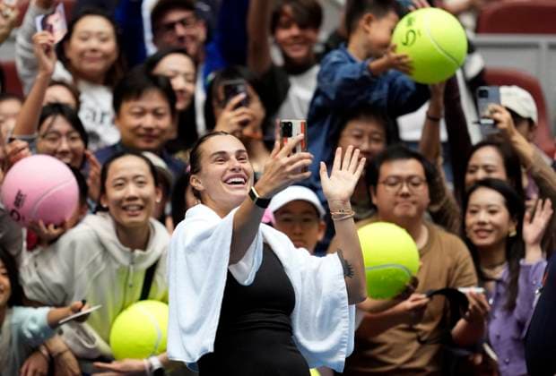 BEIJING, CHINA - SEPTEMBER 28: Aryna Sabalenka of Belarus takes a selfie with fans after the Women s Singles Round of 64 match against Mananchaya Sawangkaew of Thailand on day six of 2024 China Open at National Tennis Center on September 28, 2024 in Beijing, China.  Copyright: xBeijingxYouthxDailyx 111520738324
