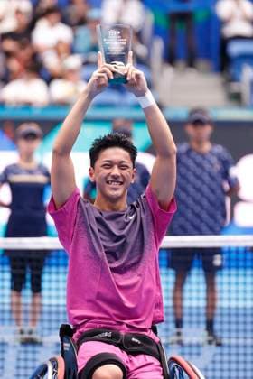 September 29, 2024, Tokyo, Japan: Tokito ODA (JPN) poses for the cameras after winning the Wheelchair Men s Singles final match against Gustavo FERNANDEZ (ARG) during the Kinoshita Group Japan Open Tennis Championships 2024 at the Ariake Colosseum. This is the longest-running ATP, Tennis Herren Tour tournament in Asia, first held in 1972. The tournaments run from September 23 to October 1st. Oda won 6 3, 6 4. Tokyo Japan - ZUMAm191 20240929_aap_m191_004 Copyright: xRodrigoxReyesxMarinx