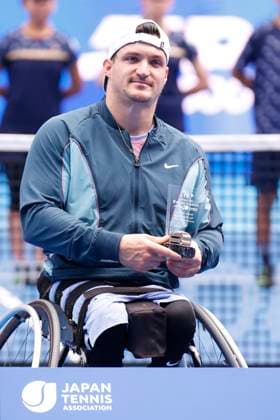 September 29, 2024, Tokyo, Japan: Gustavo FERNANDEZ (runner-up) poses for the cameras during the award ceremony for the Wheelchair Men s Singles final match of the Kinoshita Group Japan Open Tennis Championships 2024 at the Ariake Colosseum. This is the longest-running ATP, Tennis Herren Tour tournament in Asia, first held in 1972. The tournaments run from September 23 to October 1st. Tokito Oda won 6 3, 6 4. Tokyo Japan - ZUMAm191 20240929_aap_m191_014 Copyright: xRodrigoxReyesxMarinx
