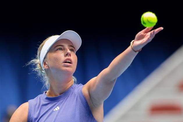 BEIJING, CHINA - SEPTEMBER 28: Clara Tauson of Denmark competes in the Women s Singles Round of 64 match against Jasmine Paolini of Italy on day six of 2024 China Open at National Tennis Center on September 28, 2024 in Beijing, China.  Copyright: xVCGx 111520850049