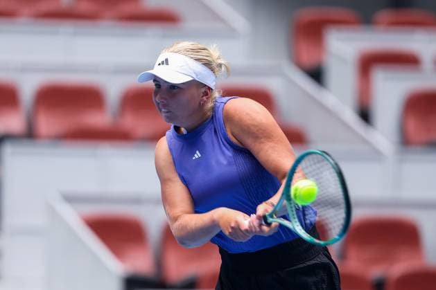BEIJING, CHINA - SEPTEMBER 28: Clara Tauson of Denmark competes in the Women s Singles Round of 64 match against Jasmine Paolini of Italy on day six of 2024 China Open at National Tennis Center on September 28, 2024 in Beijing, China.  Copyright: xVCGx 111520849948