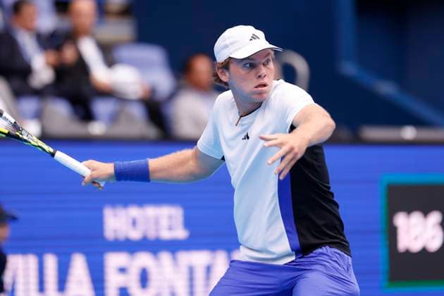 September 29, 2024, Tokyo, Japan: Alex MICHELSEN (USA) hits a return against Tomas MACHAC (CZE) during the Kinoshita Group Japan Open Tennis Championships 2024 at the Ariake Coloseum. This is the longest-running ATP, Tennis Herren Tour tournament in Asia, first held in 1972. The tournaments run from September 23 to October 1st. Tokyo Japan - ZUMAm191 20240929_aap_m191_034 Copyright: xRodrigoxReyesxMarinx