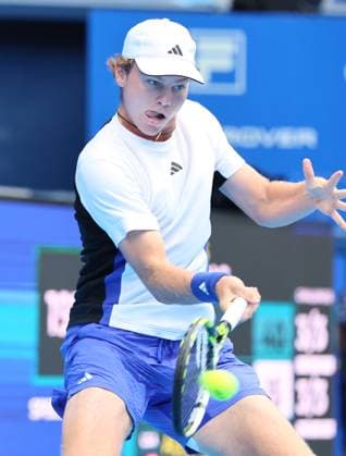 September 29, 2024, Tokyo, Japan - Alex Michelsen of the United States retuens the ball against Tomas Machac of Czech Republic at the quarter-final match of the Japan Open Tennis championships at the Ariake Colosseum in Tokyo on Sunday, September 29, 2024. (photo by Yoshio Tsunoda AFLO) Noxthirdxpartyxsales  (0765583185st)