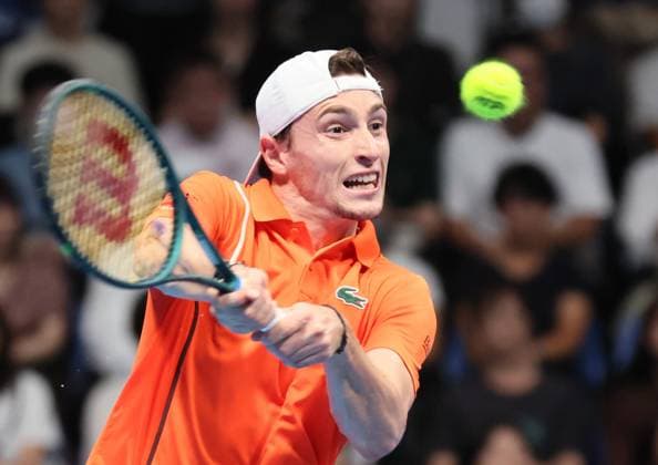 September 29, 2024, Tokyo, Japan - Ugo Humbert of France retuens the ball against Jack Draper of Britain at the quarter-final match of the Japan Open Tennis championships at the Ariake Colosseum in Tokyo on Sunday, September 29, 2024. Draper withdrew the game by injury. (photo by Yoshio Tsunoda AFLO) Noxthirdxpartyxsales  (0765599099st)