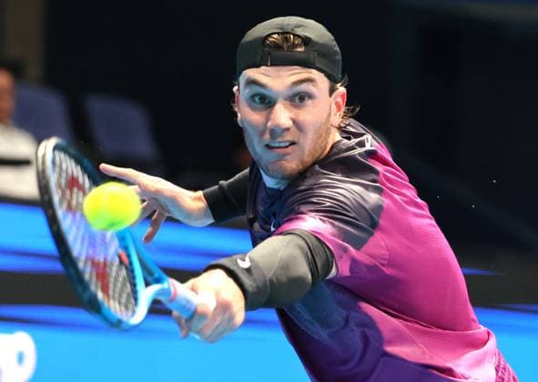September 29, 2024, Tokyo, Japan - Jack Draper of Britain retuens the ball against Ugo Humbert of France at the quarter-final match of the Japan Open Tennis championships at the Ariake Colosseum in Tokyo on Sunday, September 29, 2024. Draper withdrew the game by injury. (photo by Yoshio Tsunoda AFLO) Noxthirdxpartyxsales  (0765599112st)