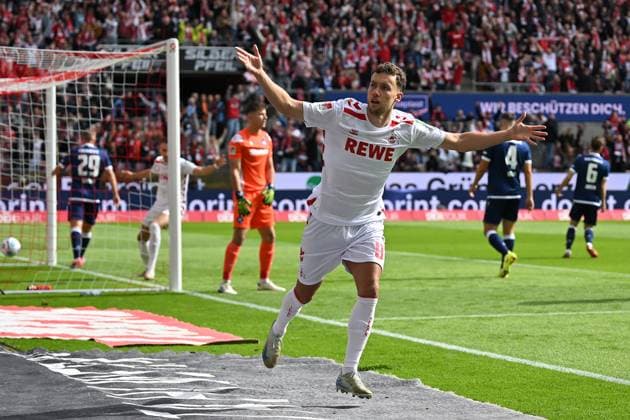 Koeln, Rheinenergiestadion, 29 09 24, GER, Herren, 2 Bundesliga, Saison 2024 2025, 1 FC Koeln Karlsruher SC Bild Luca WALDSCHMIDT Koeln jubilates after his goal for 1 0 Only for editorial use DFL regulations prohibit any use of photographs as image sequences and or quasi video NRW Germany