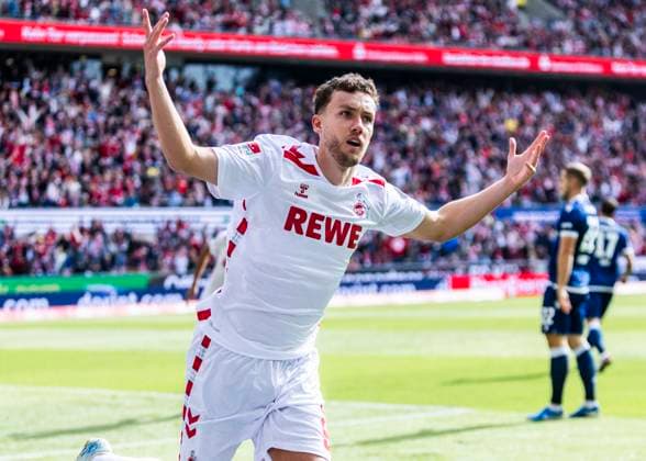 Cologne, RheinEnergieStadion, 29 09 2024 Luca Waldscmidt Cologne scores the 1 0 goal and cheers during the 2 Bundesliga match 1 FC Köln vs Karlsruher SC