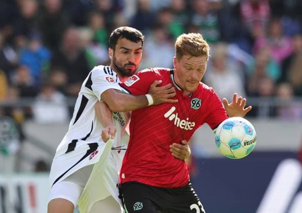 29 09 2024 Soccer Season 2024 2025 2 Soccer Bundesliga 07 Matchday Hannover 96 H96 1 FC Nürnberg FCN Club Sportfoto Zink DaMa xdaxmax DFL regulations prohibit any use of photographs as image sequences and or quasi video only for editorial use Mahir Emreli 30, 1 FC Nürnberg FCN Marcel Halstenberg 23, Hannover 96 H96
