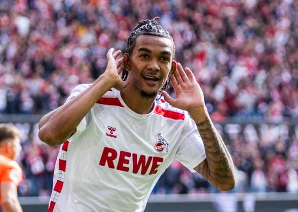 Cologne, RheinEnergieStadion, 29 09 2024 Damion Downs Cologne scores the 2 0 goal and cheers during the 2 Bundesliga match 1 FC Köln vs Karlsruher SC