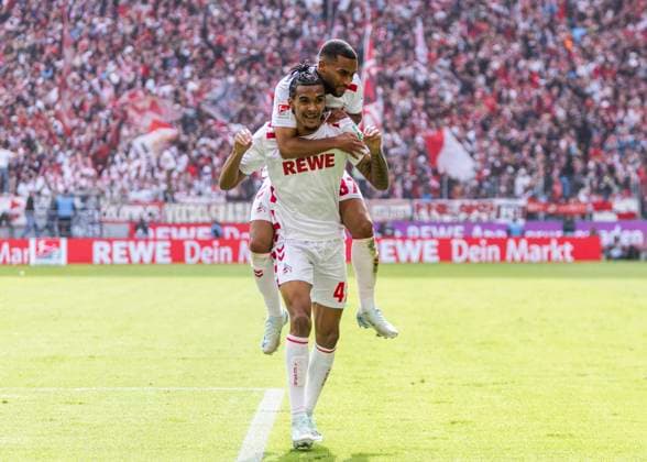 Cologne, RheinEnergieStadion, 29 09 2024 Damion Downs Cologne scores the 3 0 goal and cheers with Linton Maina Cologne during the 2 Bundesliga match 1 FC Köln vs Karlsruher SC