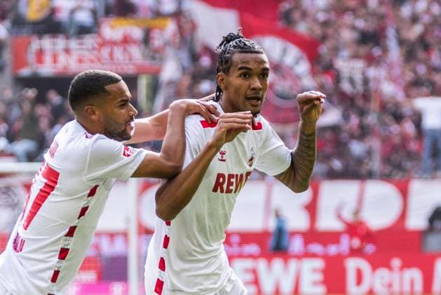 Cologne, RheinEnergieStadion, 29 09 2024 Damion Downs Cologne scores the 3 0 goal and cheers with Linton Maina Cologne during the 2 Bundesliga match 1 FC Köln vs Karlsruher SC