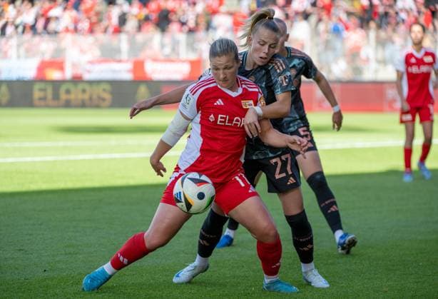 Soccer, Women, Season 2024 2025, 2 Women Bundesliga 5 Matchday , 1 FC Union Berlin FC Bayern Munich II, v l Dina Orschmann 1 Women 1 FC Union , Laura Gloning FC Bayern Munich II , 29 09 2024, Copyright: xMatthiasxKochx