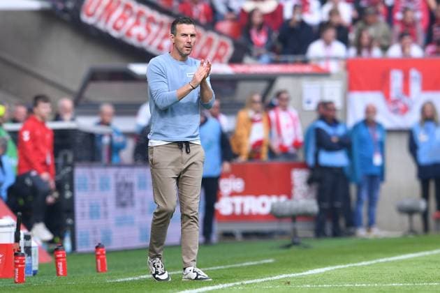 Soccer 2 Bundesliga 7 Matchday 1 FC Köln Karlsruher SC on 29 09 2024 at RheinEnergieStadion in Cologne Christian Eichner Coach Head Coach Karlsruhe DFL regulations prohibit any use of photographs as image sequences and or quasi video xRx