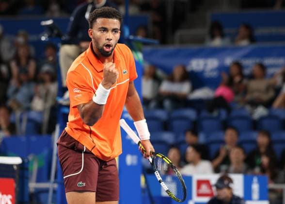 Arthur Fils makes a fist and cheers, cheers, joy, emotion, Kinoshita Group Japan Open Tennis Championships, Tokyo, Japan Copyright: xJuergenxHasenkopfx