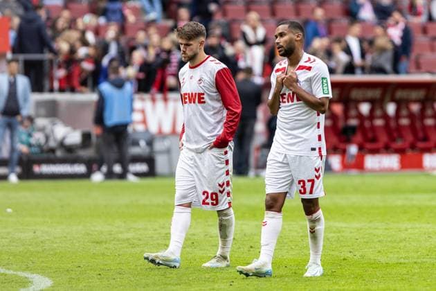 2 Fußball Bundesliga 1 FC Köln Karlsruher SC 29 09 2024 Jan Thielmann 1 FC Köln, 29 , Linton Maina 1 FC Köln, 37 disappointed after the match 2 Fußball Bundesliga 1 FC Köln Karlsruher SC Rhein Energie Stadion, Köln 29 09 2024 DFL REGULATIONS PROHIBIT ANY USE OF PHOTOGRAPHS AS IMAGE SEQUENCES AND OR QUASI VIDEO Copyright: xBEAUTIFULxSPORTS Buriakovx
