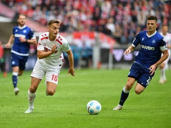 Marvin Obuz 1 FC Koeln in action, on the ball, single action during the 2 Bundesliga match between 1 FC Köln and Karlsruher SC at RheinEnergieStadion on September 29, 2024 in Cologne, Germany Photo by Ralf Treese DeFodi Images Marvin Obuz 1 FC Koeln controls the ball during the 2 Bundesliga match between 1 FC Köln and Karlsruher SC at RheinEnergieStadion on September 29, 2024 in Cologne, Germany Photo by Ralf Treese DeFodi Images DFB DFL REGULATIONS PROHIBIT ANY USE OF PHOTOGRAPHS AS IMAGE SEQUENCES AND OR QUASI VIDEO Defodi 521 KOEKSC20240929 096 Defodi-521 DFB DFL REGULATIONS PROHIBIT ANY USE OF PHOTOGRAPHS AS IMAGE SEQUENCES AND OR QUASI-VIDEO.