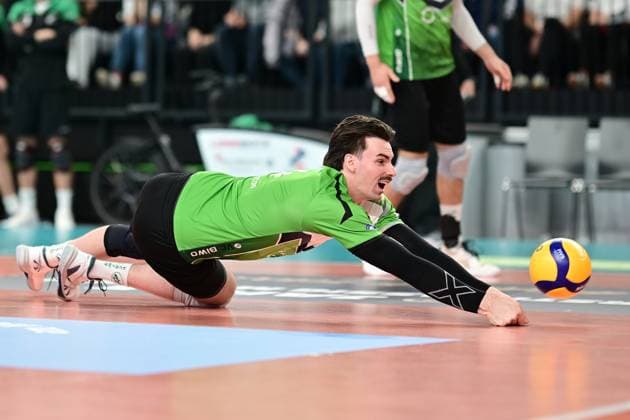 Volleyball I Men I Season 2024 2025 I Bundesliga I 2 Matchday I SVG Lüneburg TSV Haching Munich I 29 9 2024 Eric Christopher Visgitis 4, VC Bitterfeld Wolfen is too slow thats an ace for SVG Lüneburg Lüneburg LKH Arena Niedersachsen Germany Copyright: xLobeca AndreasxHannigx
