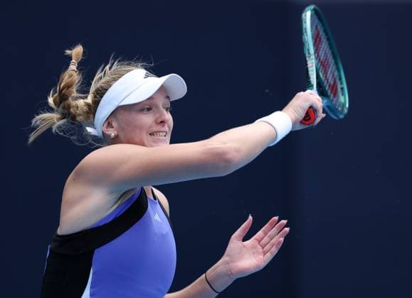 (240930) -- BEIJING, Sept. 30, 2024 -- Ashlyn Krueger of the United States competes during the women s singles third round match against Aryna Sabalenka of Belarus at 2024 China Open tennis tournament in Beijing, capital of China, Sept. 30, 2024. ) (SP)CHINA-BEIJING-TENNIS-CHINA OPEN-WOMEN S SINGLES (CN) ZhangxChenlin 