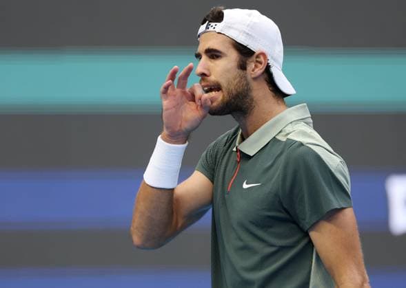 (240930) -- BEIJING, Sept. 30, 2024 -- Karen Khachanov of Russia reacts during the men s singles quarterfinals against Carlos Alcaraz of Spain at 2024 China Open tennis tournament in Beijing, capital of China, Sept. 30, 2024. ) (SP)CHINA-BEIJING-TENNIS-CHINA OPEN-MEN S SINGLES (CN) ZhangxChenlin 
