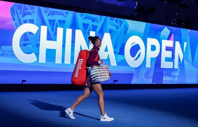 (240930) -- BEIJING, Sept. 30, 2024 -- Zheng Qinwen of China is seen before the women s singles 3rd round match against Nadia Podoroska of Argentina at 2024 China Open tennis tournament in Beijing, capital of China, Sept. 30, 2024. ) (SP)CHINA-BEIJING-TENNIS-CHINA OPEN-WOMEN S SINGLES (CN) BaixXuefei 
