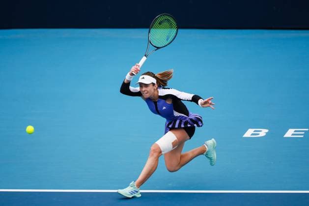 BEIJING, CHINA - SEPTEMBER 30: Katie Volynets of America competes in the Women s Singles Round of 32 match against Naomi Osaka of Japan on day eight of 2024 China Open at National Tennis Center on September 30, 2024 in Beijing, China.  Copyright: xVCGx 111521262010