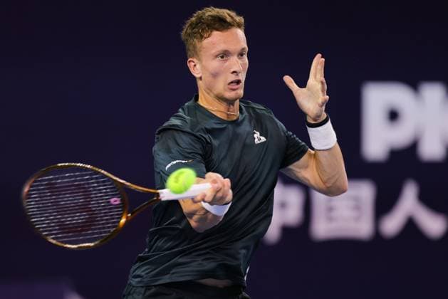 BEIJING, CHINA - SEPTEMBER 30: Jiri Lehecka of Czechia competes in the Men s Singles Quarterfinal match against Jannik Sinner of Italy on day eight of 2024 China Open at National Tennis Center on September 30, 2024 in Beijing, China.  Copyright: xVCGx 111521262123